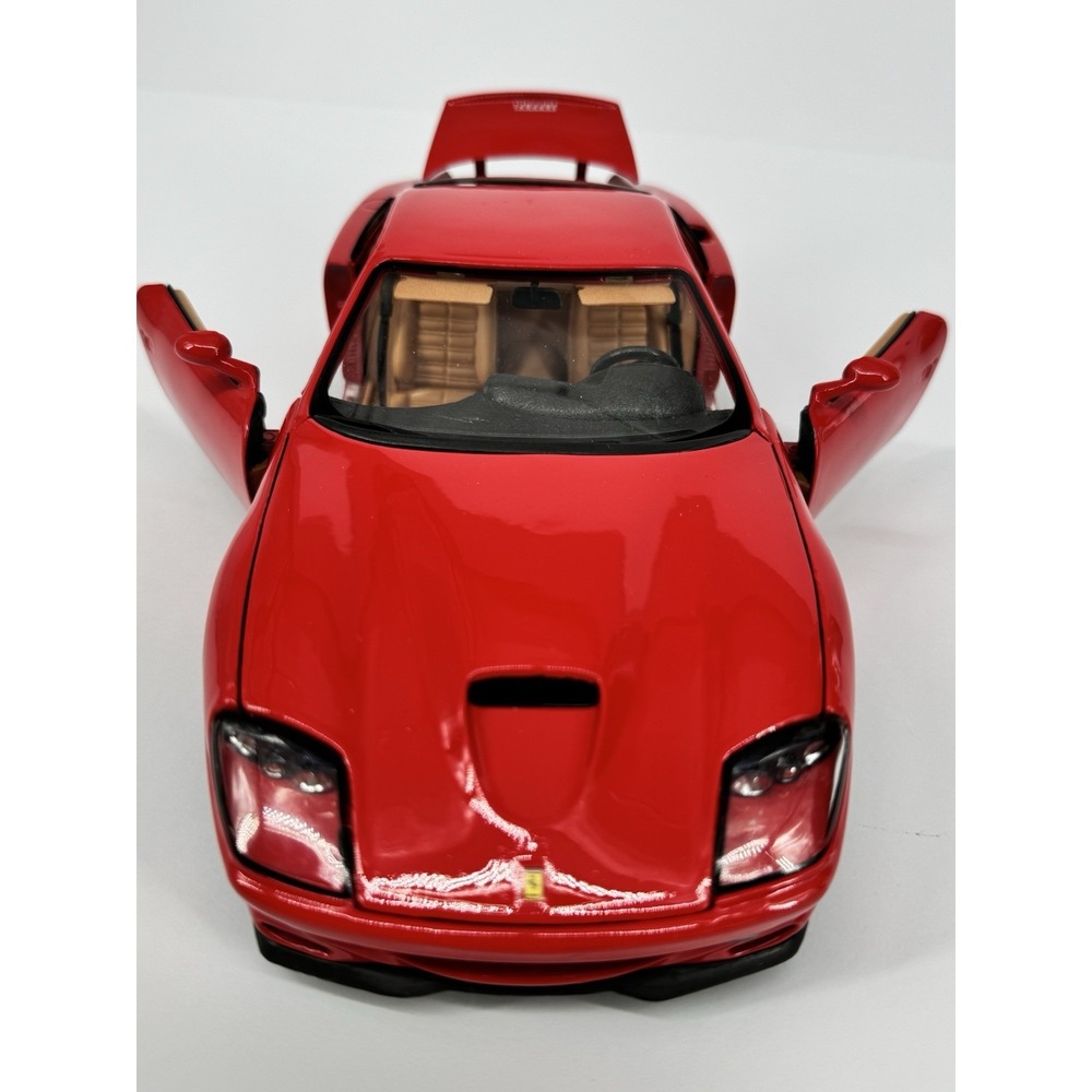 Ferrari 550 Maranello 1:18 Diecast Model Car Red Maisto Opening Parts - Picture 2 of 16